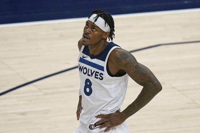 【观察】佩林卡打了一场翻身战 时间是湖人最大敌人